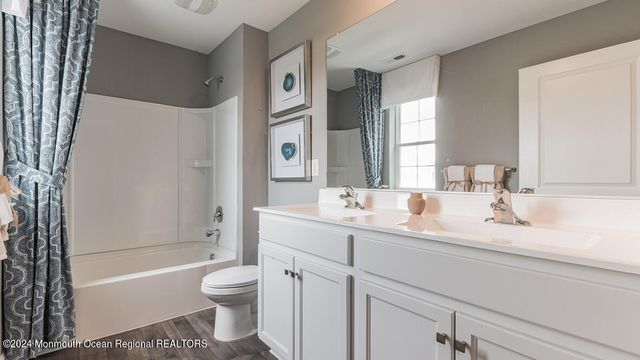107 W 6th Street, Howell, NJ 07731