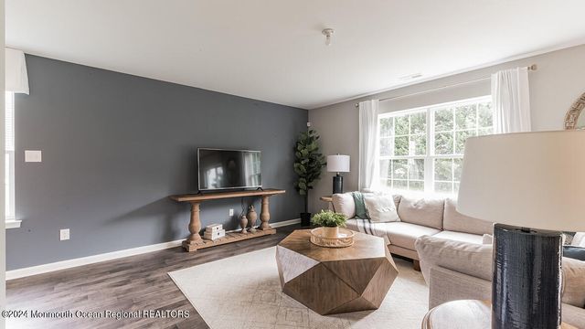107 W 6th Street, Howell, NJ 07731