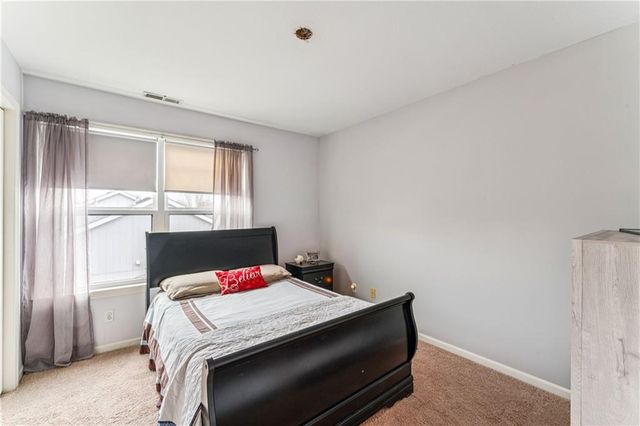 209 Hillside Drive, Baldwin City, KS 66006