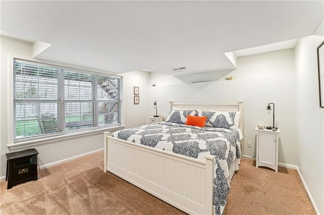 209 Hillside Drive, Baldwin City, KS 66006