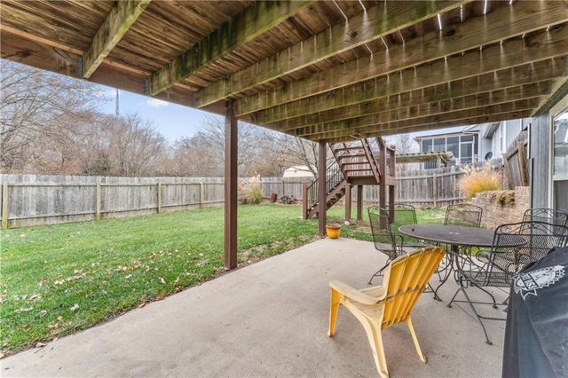 209 Hillside Drive, Baldwin City, KS 66006