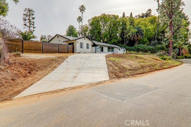 6174 Hawarden, Riverside, CA 92506