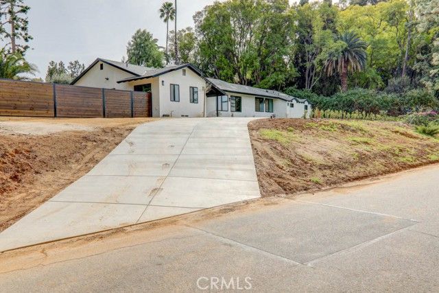 6174 Hawarden, Riverside, CA 92506