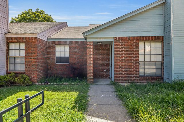 2305 Miguel Lane, Arlington, TX 76016