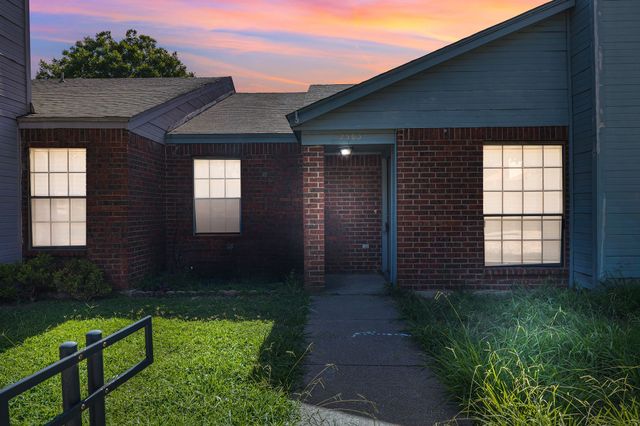 2305 Miguel Lane, Arlington, TX 76016