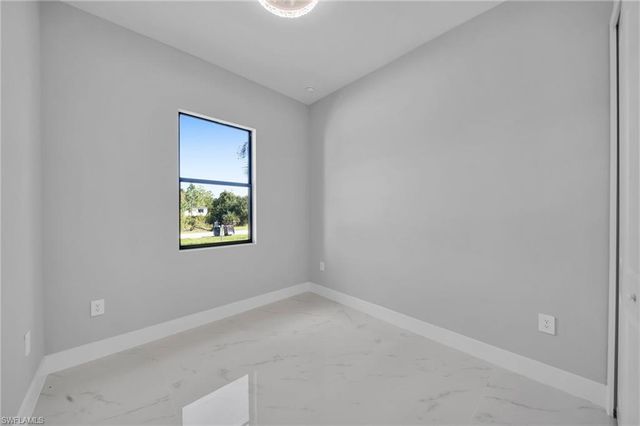 2709 50th ST W, Lehigh Acres, FL 33971