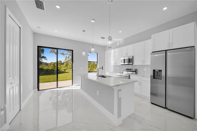 2709 50th ST W, Lehigh Acres, FL 33971