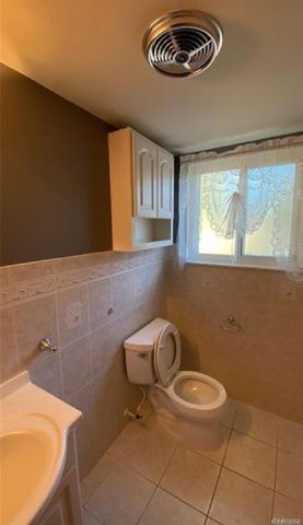 4867 Shell Court, Warren, MI 48091