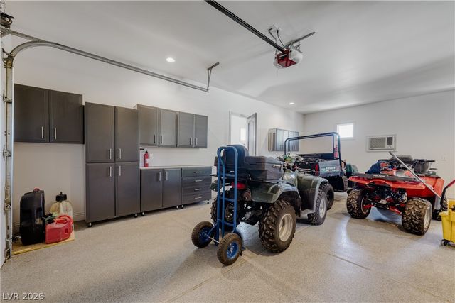 8035 Palm Cove Court, Las Vegas, NV 89129