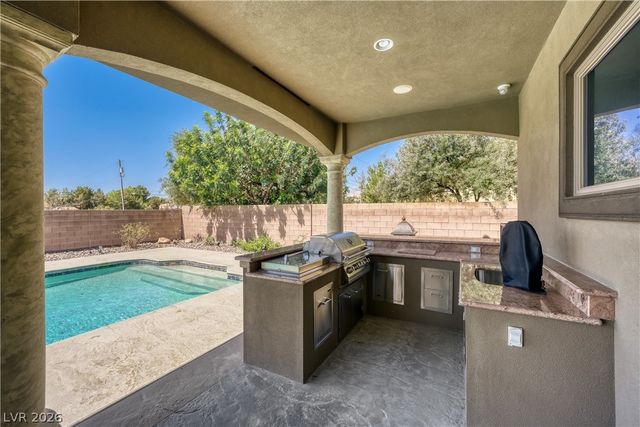 8035 Palm Cove Court, Las Vegas, NV 89129
