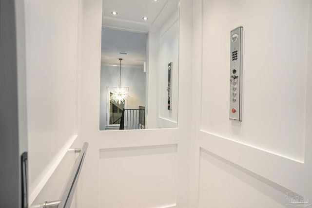 1107 Via Deluna Dr, Pensacola Beach, FL 32561