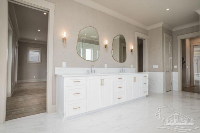 1107 Via Deluna Dr, Pensacola Beach, FL 32561