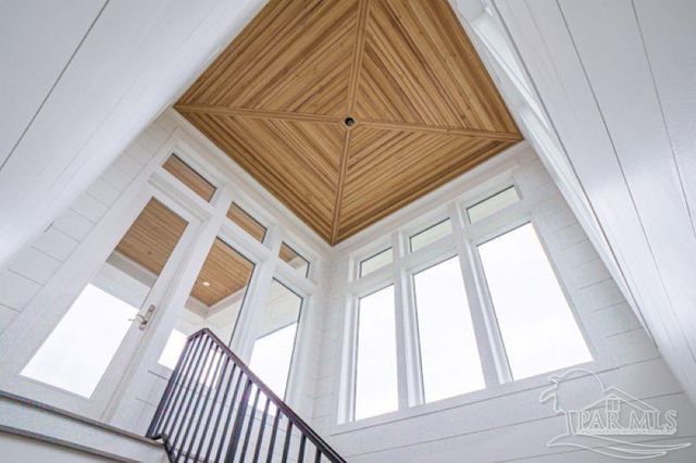 1107 Via Deluna Dr, Pensacola Beach, FL 32561