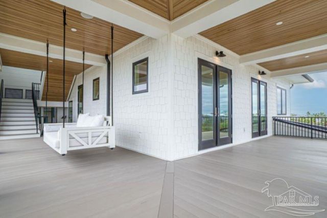 1107 Via Deluna Dr, Pensacola Beach, FL 32561