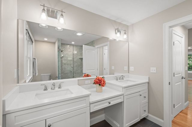 63 Locust St, Salisbury, MA 01952