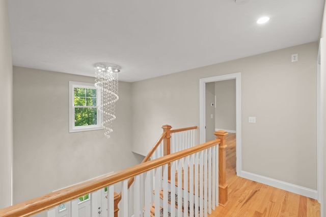 63 Locust St, Salisbury, MA 01952