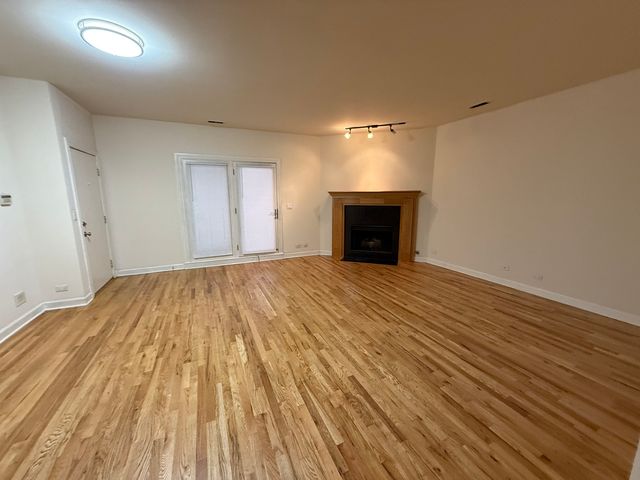 3349 N Clark Street 1SW, Chicago, IL 60657