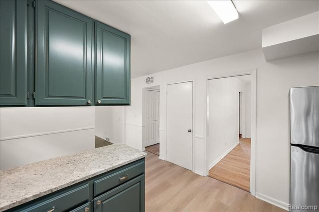 536 Rolling Rock Road, Bloomfield Hills, MI 48304