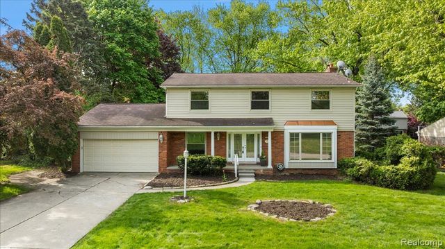 536 Rolling Rock Road, Bloomfield Hills, MI 48304