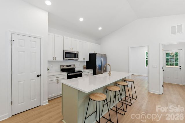 405 E Hill Drive, Cherryville, NC 28021