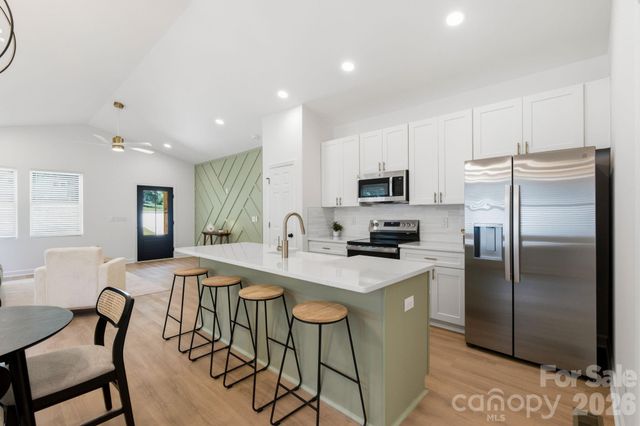 405 E Hill Drive, Cherryville, NC 28021