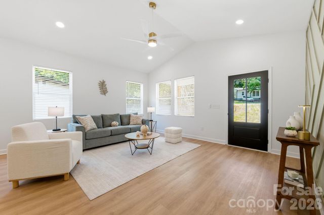 405 E Hill Drive, Cherryville, NC 28021