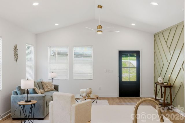 405 E Hill Drive, Cherryville, NC 28021