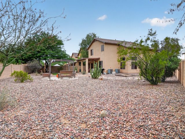 3713 W SAINT ANNE Avenue, Phoenix, AZ 85041