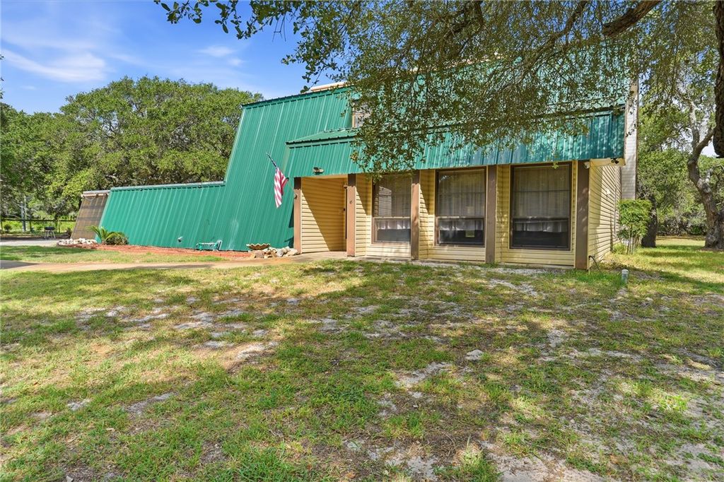 3949 County Road 4705, Aransas Pass, TX 78336 — exterior