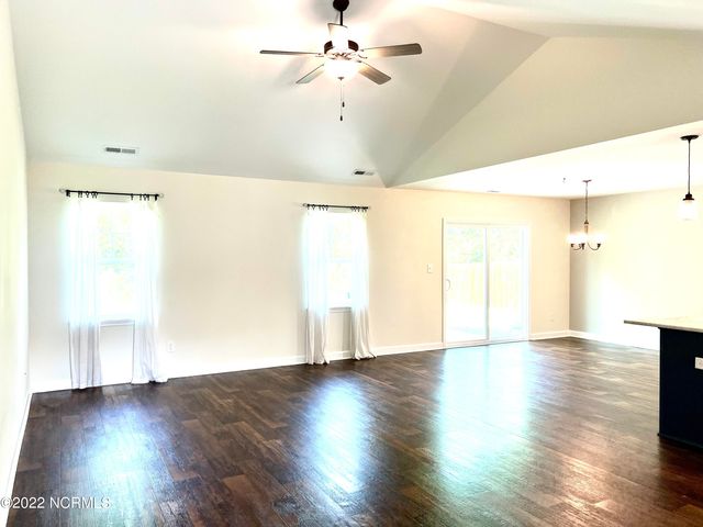 620 Osprey Landing Drive, Holly Ridge, NC 28445