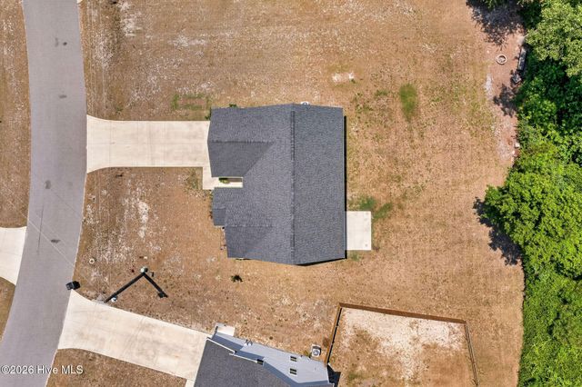 620 Osprey Landing Drive, Holly Ridge, NC 28445