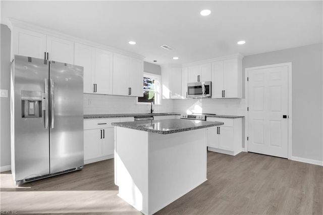 3133 Ashlawn TER, Virginia Beach, VA 23452