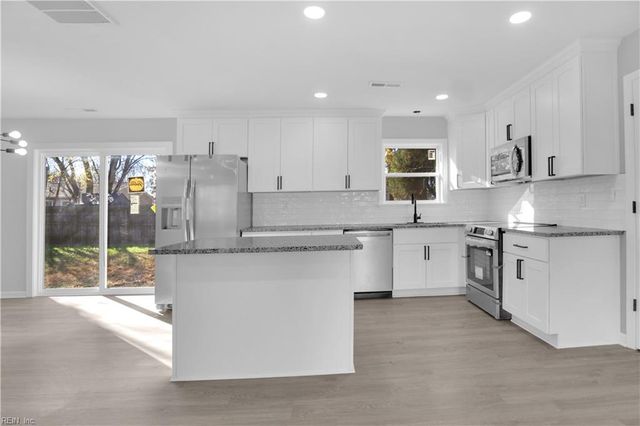 3133 Ashlawn TER, Virginia Beach, VA 23452