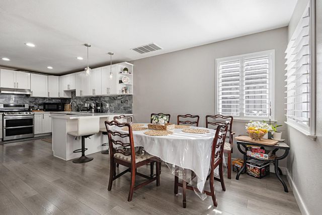 8363 Lonely Hill Way, Antelope, CA 95843