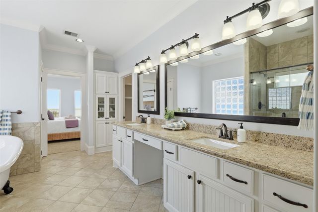 11622 Beachside, Galveston, TX 77554