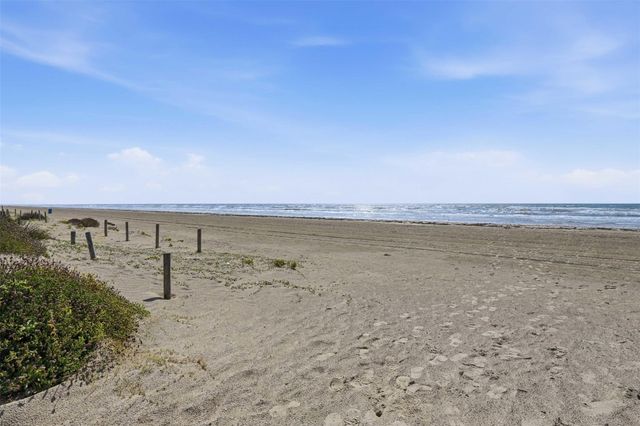 11622 Beachside, Galveston, TX 77554