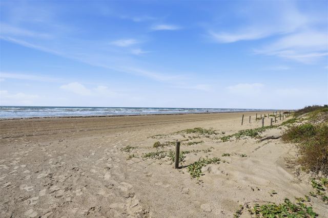 11622 Beachside, Galveston, TX 77554