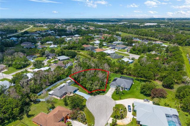 5501 Chapel Ct, Port St. Lucie, FL 34986