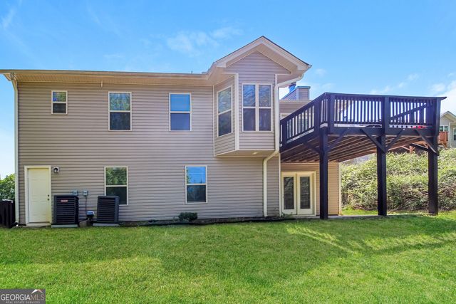 1928 Paynes Point, Winder, GA 30680