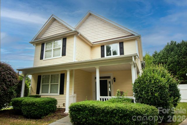 9904 Adelie Court, Cornelius, NC 28031