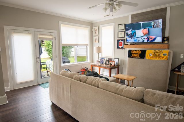 9904 Adelie Court, Cornelius, NC 28031