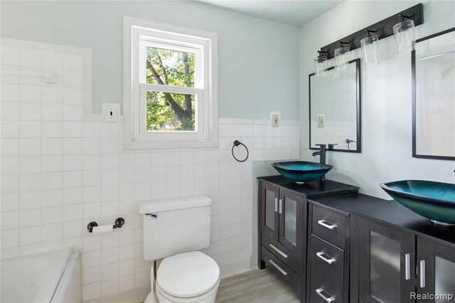 1408 Mohawk Avenue, Royal Oak, MI 48067