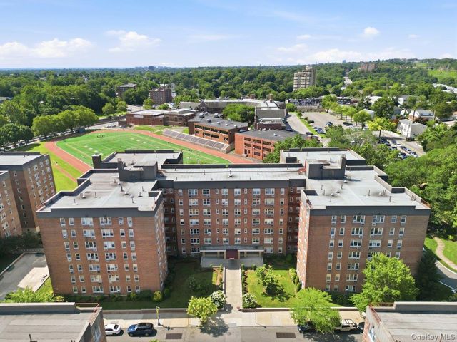 3 Sadore Lane 7P, Yonkers, NY 10710