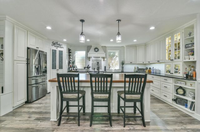 11725 W Alderny, Wichita, KS 67212