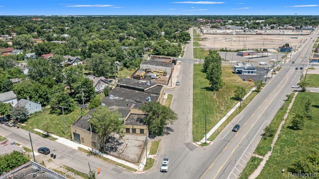 2731 JEROME Street, Detroit, MI 48212