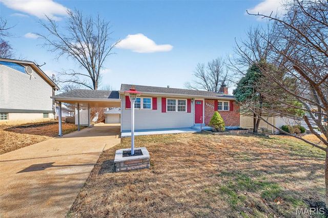 10022 Killoren Drive, St Louis, MO 63123