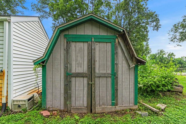 3110 S Robyn Drive, Pleasant Lake, IN 46779