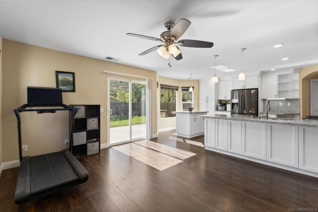 460 Rosalie Way, El Cajon, CA 92019