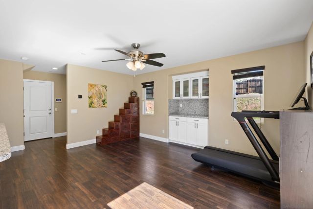 460 Rosalie Way, El Cajon, CA 92019