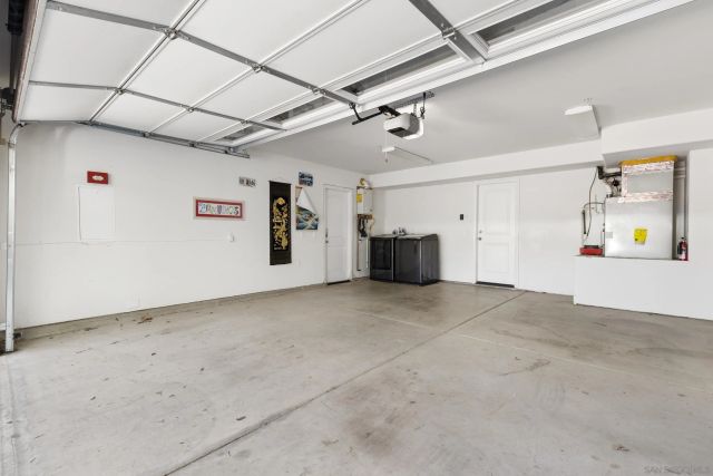 460 Rosalie Way, El Cajon, CA 92019